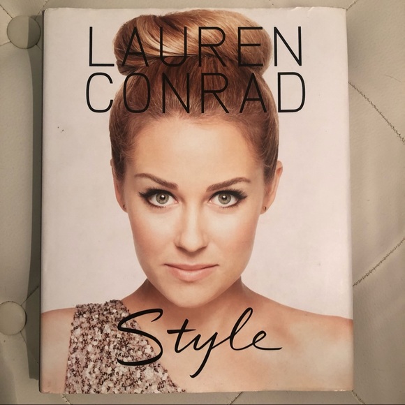 📚Book 2/$15📚 Style by Lauren Conrad - Picture 1 of 6